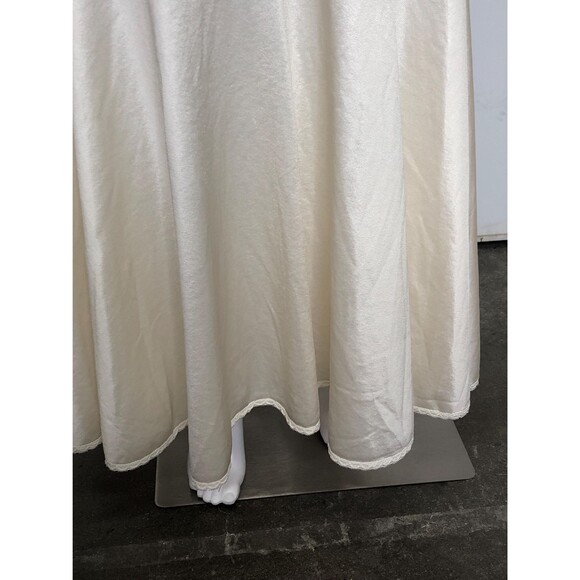 1970s Light Ivory White Lace Tiered Sleeveless Maxi Slip Lingerie Dress W/Bow. S - Picture 9 of 10